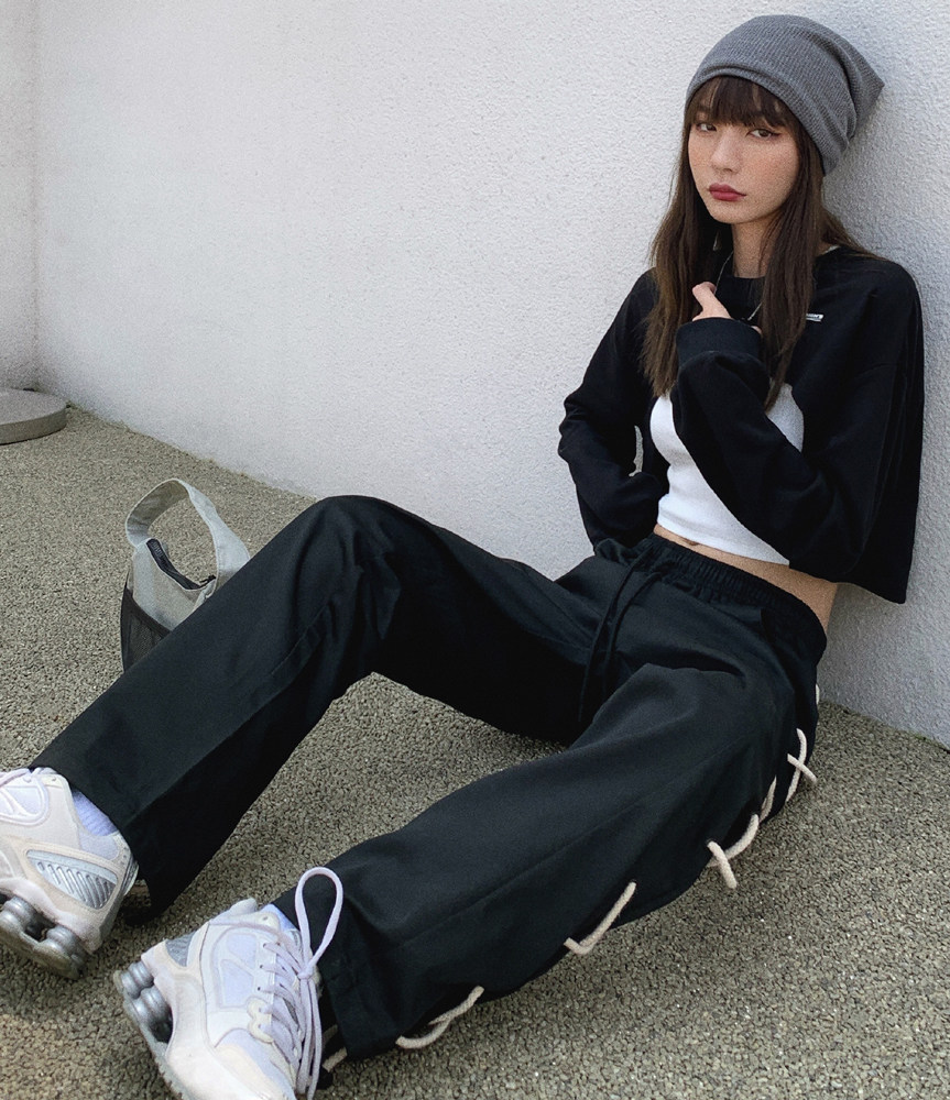维忆Rae新款ins设计感辣妹短款长袖卫衣女韩版叠穿露脐罩衫