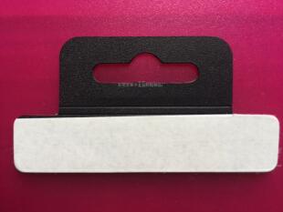 全新黑色pp蝴蝶孔可折叠加强自粘胶挂钩以陈列整洁的方式突出产品