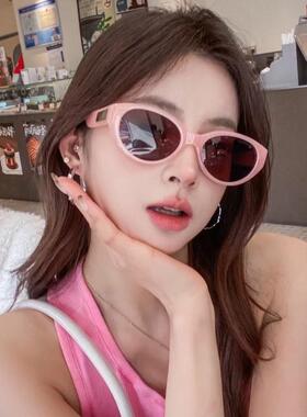 新款复古猫眼辣妹粉色墨镜女网红同款防紫外线海边度假太阳眼镜男