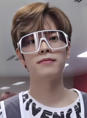 户外徒步白色透明骑行护目眼镜男