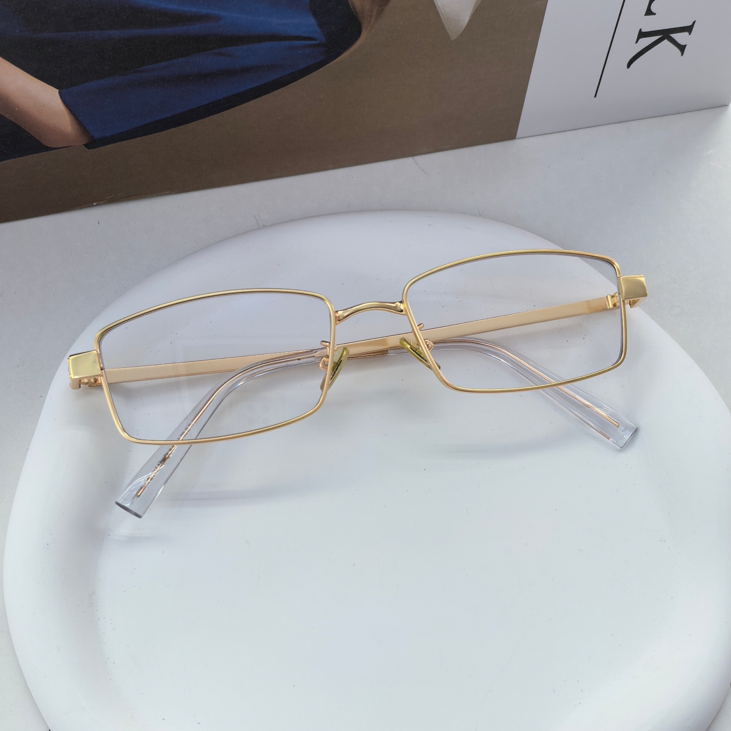 高智感长方形金属商务学生眼镜女