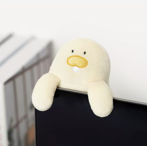 韩国代Cheese duck芝士鸭显示器挂饰毛绒玩偶桌面挂件书桌摆件