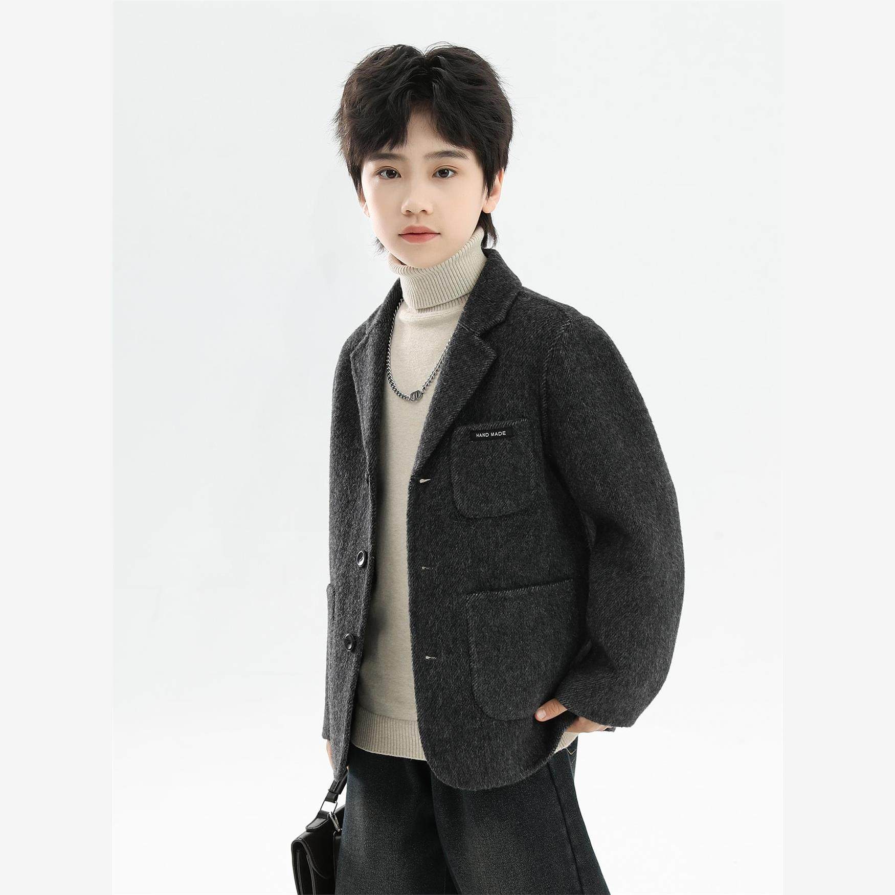 韩国男童外套2025年秋冬男童双面绵羊毛小西装儿童短款毛呢拜年服