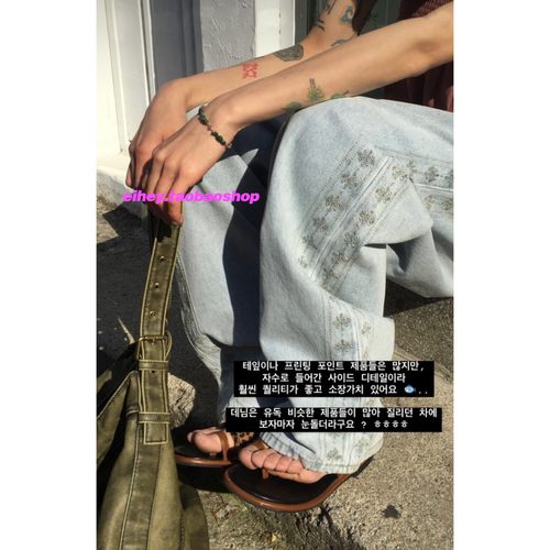 eihey诶嘿时髦刺绣花朵潮流设计高街线条水洗色直筒阔腿裤牛仔裤