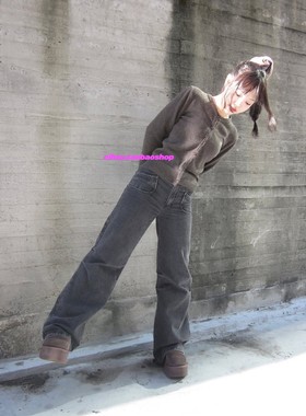 eihey诶嘿2026秋季新款显瘦褶皱水洗复古简约百搭牛仔裤长裤女