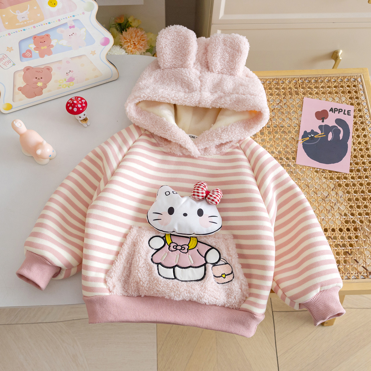 女童加绒加厚连帽卫衣保暖上衣潮