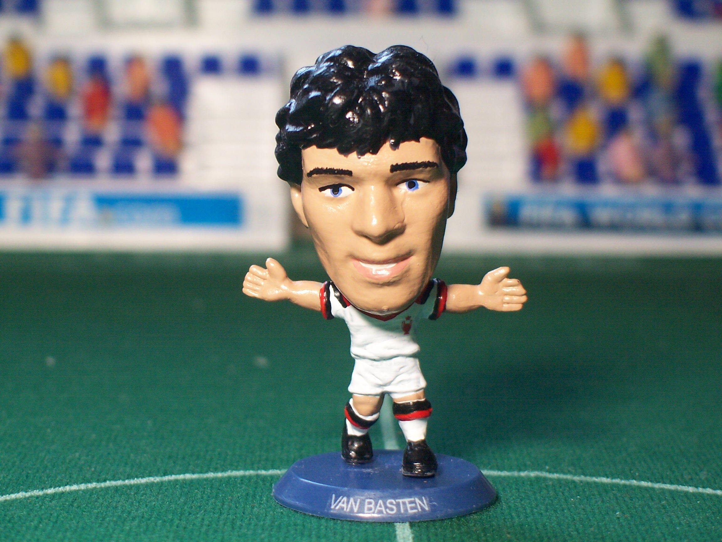 巴斯滕 ac米兰1989-90赛季