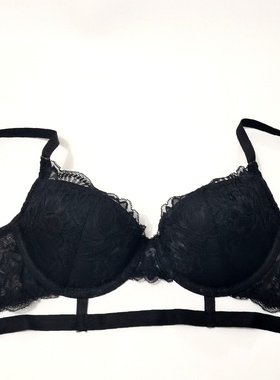 606570ABCD小围城黑色蕾丝上薄下厚聚拢绑带设计显大性感文胸套装