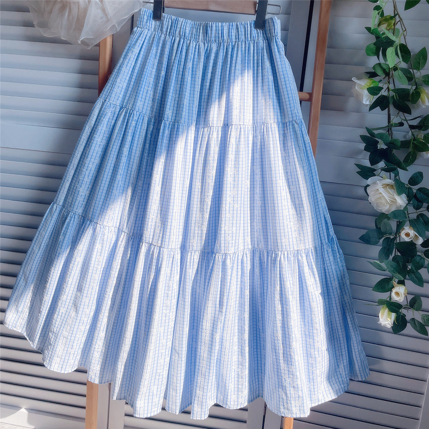 2026春夏新款淡蓝格子条纹特别定制印花半身裙女大摆裙a字长裙子