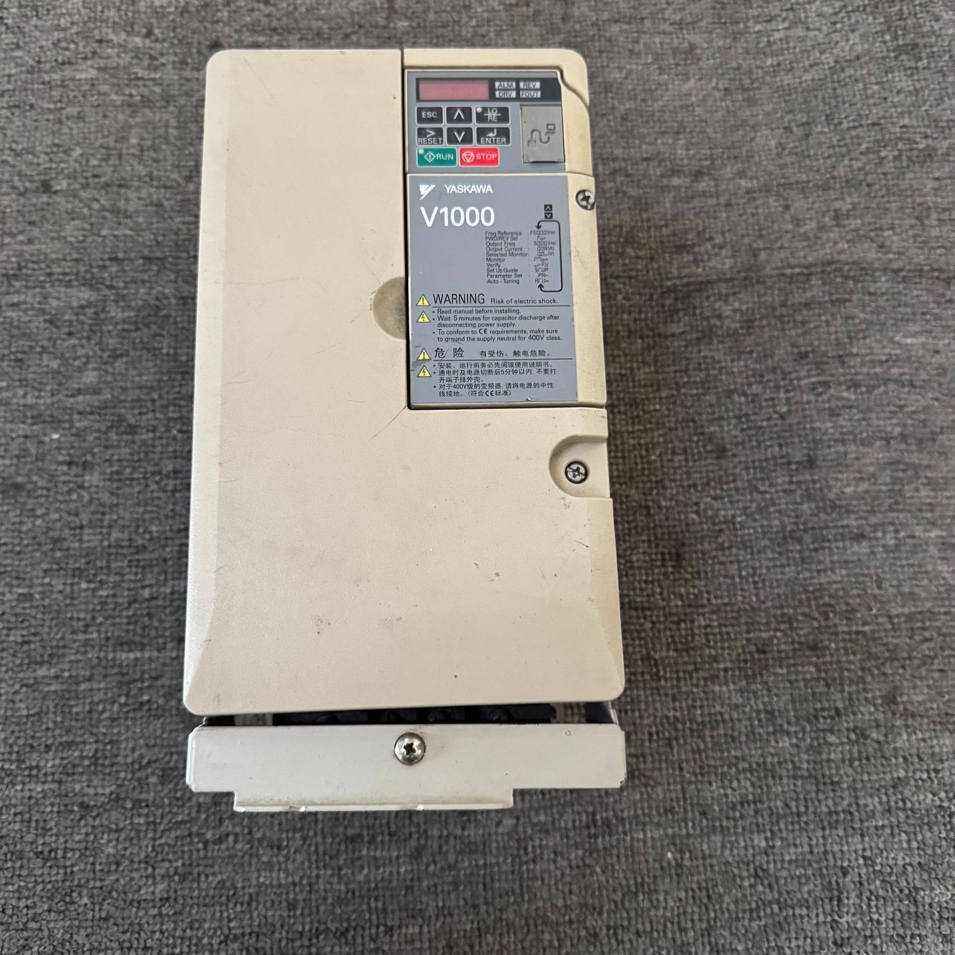 [议价]安川V1000变频器售，型号CIMR-VB4A0018FB