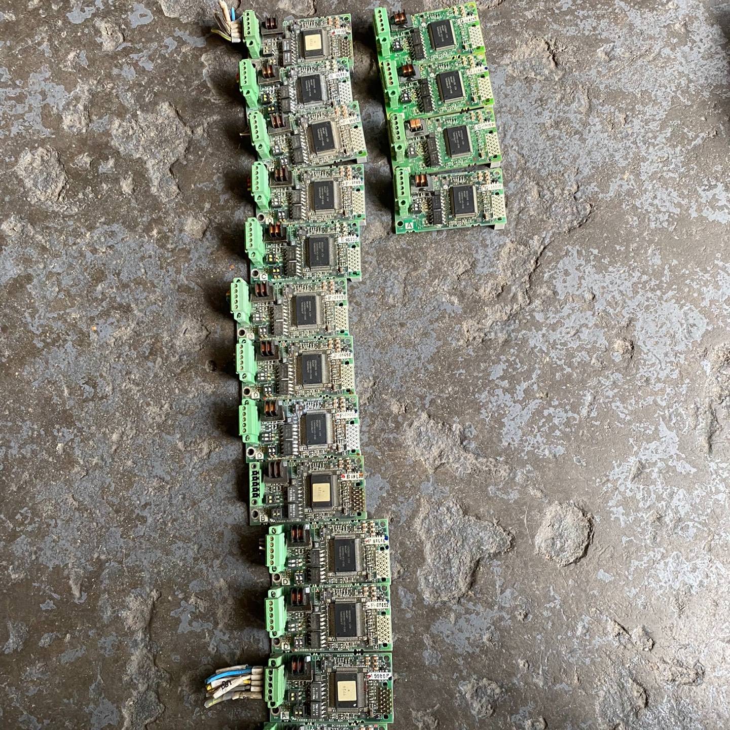 三菱变频器pg卡 功能卡 扩张卡 BC186A688 十三个