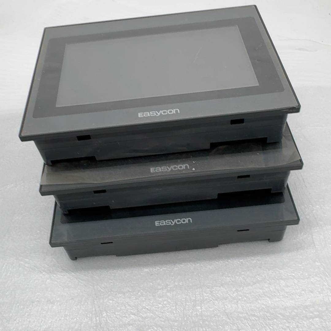 易控王触摸屏EP070C2有三台。保护膜都还在。