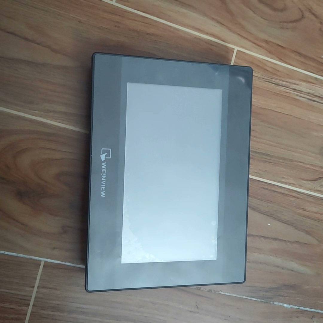 威纶通触摸屏mt6071ip