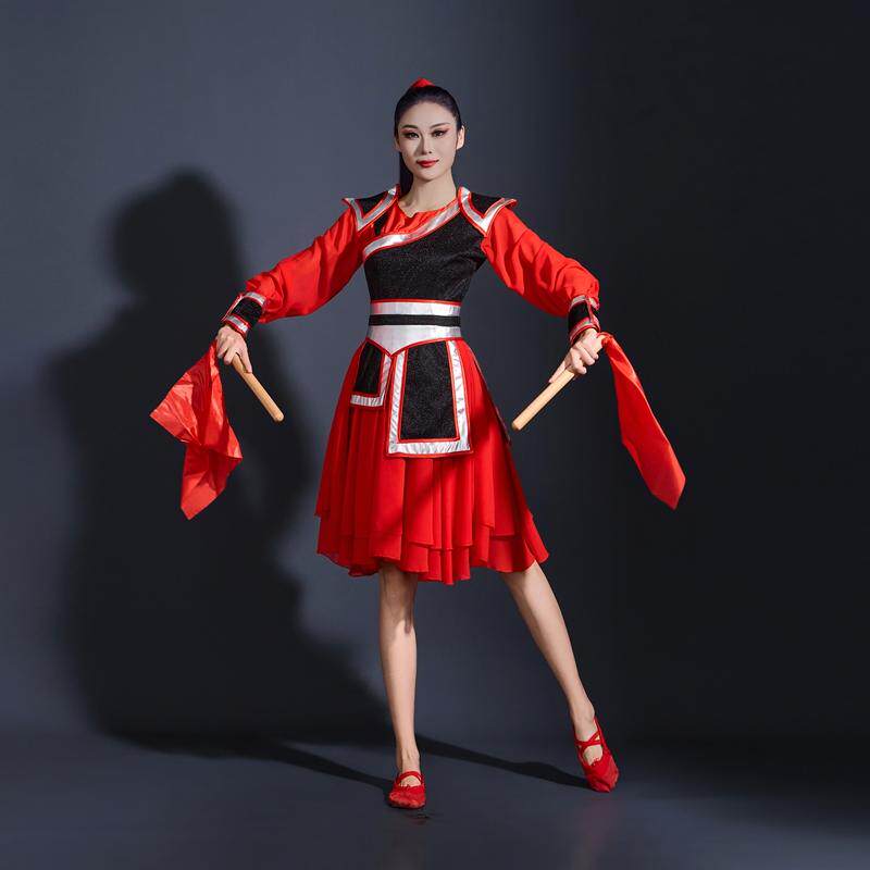 喜庆打鼓服演出服女中国风腰鼓水鼓舞现代舞蹈服装威风锣鼓表演服