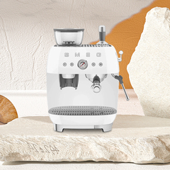 Smeg斯麦格 EGF03新款研磨一体意式咖啡机一键现磨咖啡蒸汽打奶泡