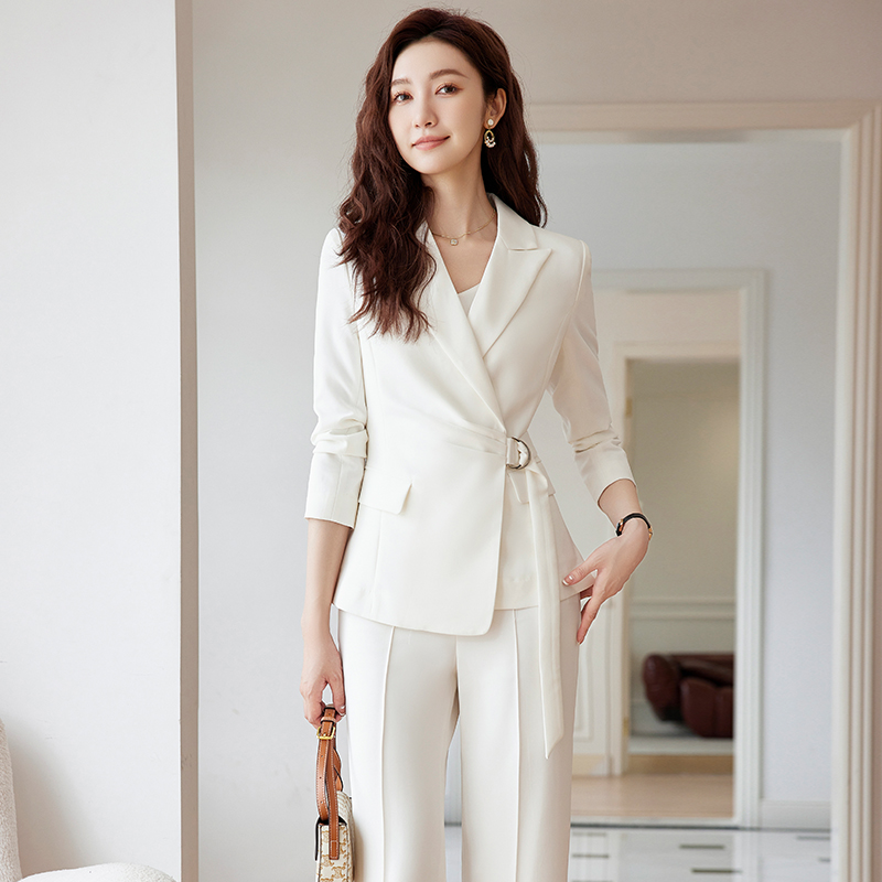 白色职业西装套装女2025年秋季时尚气质女神范经理西服正装工作服