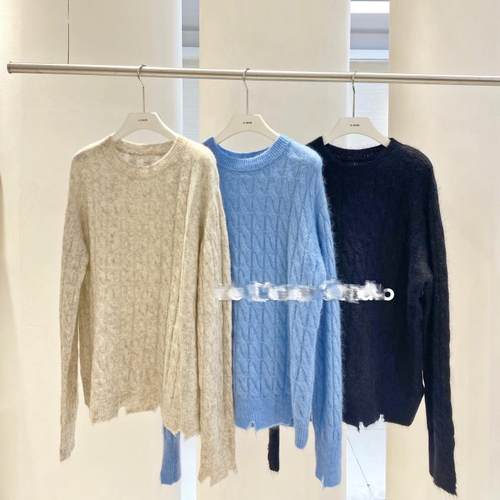 圆领慵懒风宽松羊毛毛衣