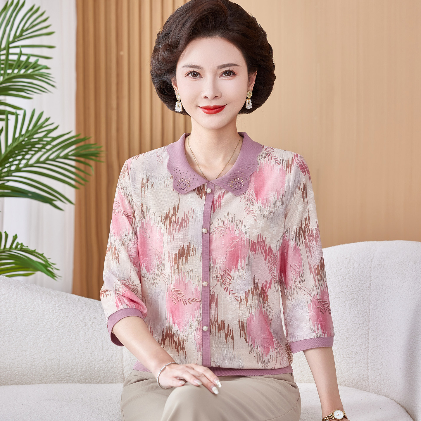 新款妈妈春装翻领T恤50岁60中老年女装洋气七分袖时尚春夏季小衫