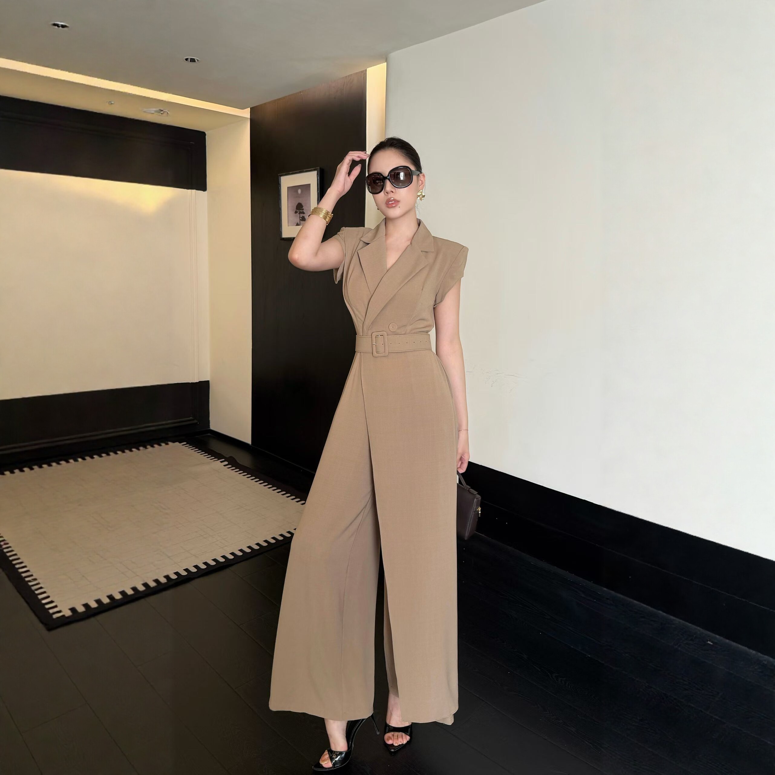 夏季高级感无袖西装连衣阔腿裤两女轻奢御姐风干练职业显瘦连体裤