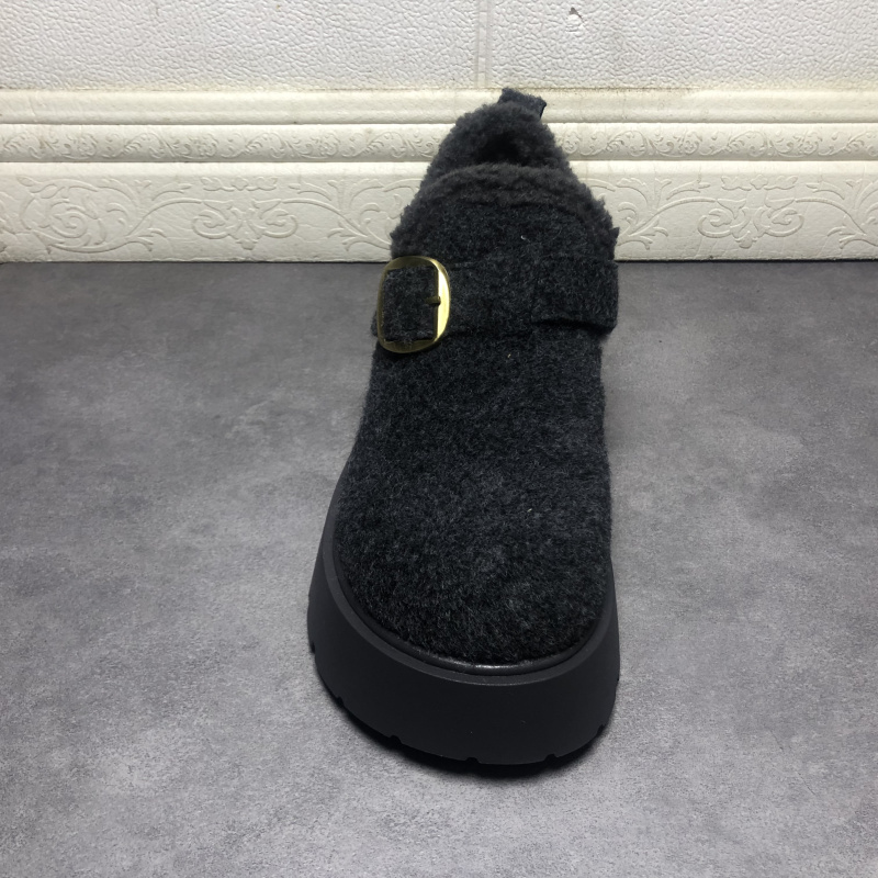撤柜断码处理女鞋2025冬季新款时尚毛绒皮带扣厚底休闲百搭勃肯鞋