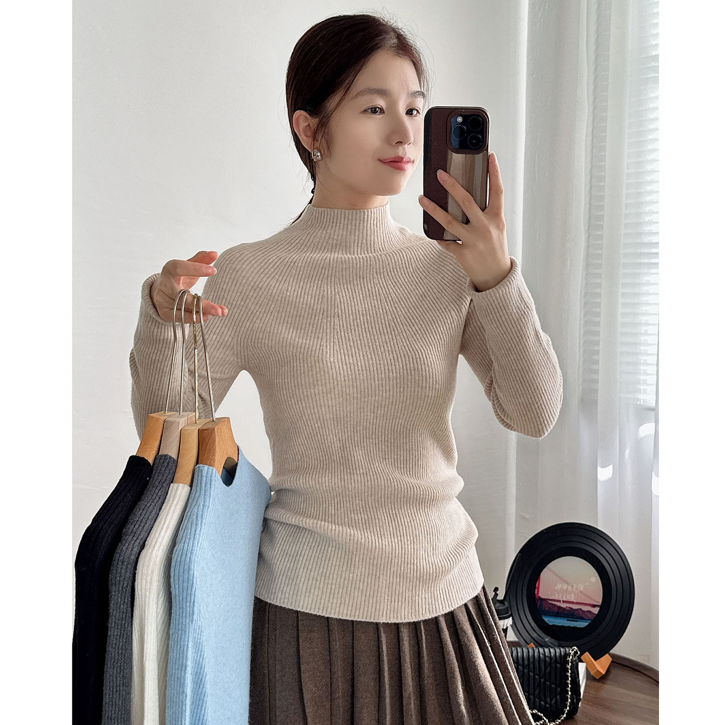 一线成衣无缝绵羊半高领毛衣女2025新款纯色修身内搭针织打底衫