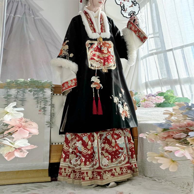 椿屿集原创汉服女【瑞雪昭昭】明制合领长衫马面裙加厚日常秋冬款