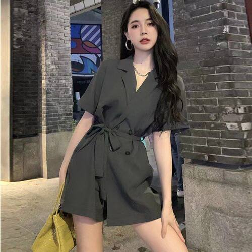 西装连体短裤女夏季薄款高腰宽松西装阔腿连衣裤裙