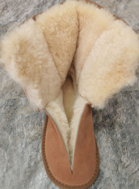 新款冬季2024皮毛一体EGОUGG’S雪地靴女真皮加绒加厚短中筒棉鞋