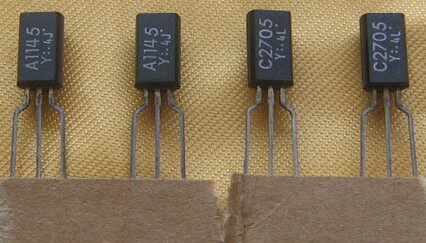 原装全新2SA1145-Y 2SC2705-Y A1145 C2705音频配对管 一对3.2