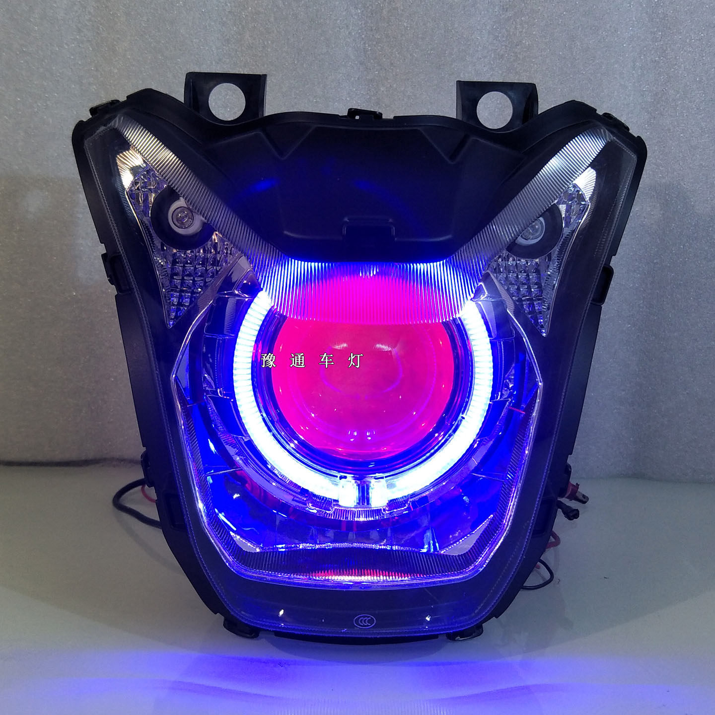 适用五羊本田CB150S大灯改装LED激光透镜天使眼恶魔眼摩托车配件