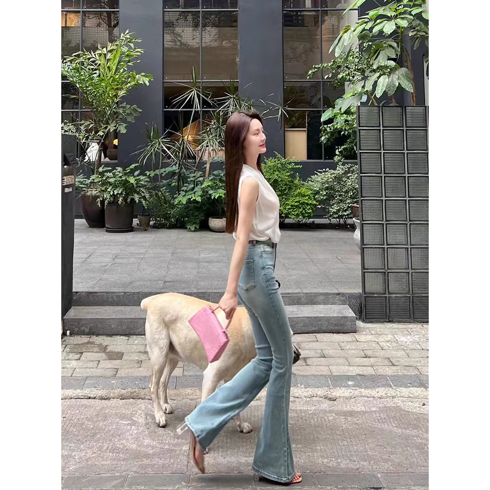张百亿by3米长腿高腰显瘦复古浅色微喇叭牛仔裤女
