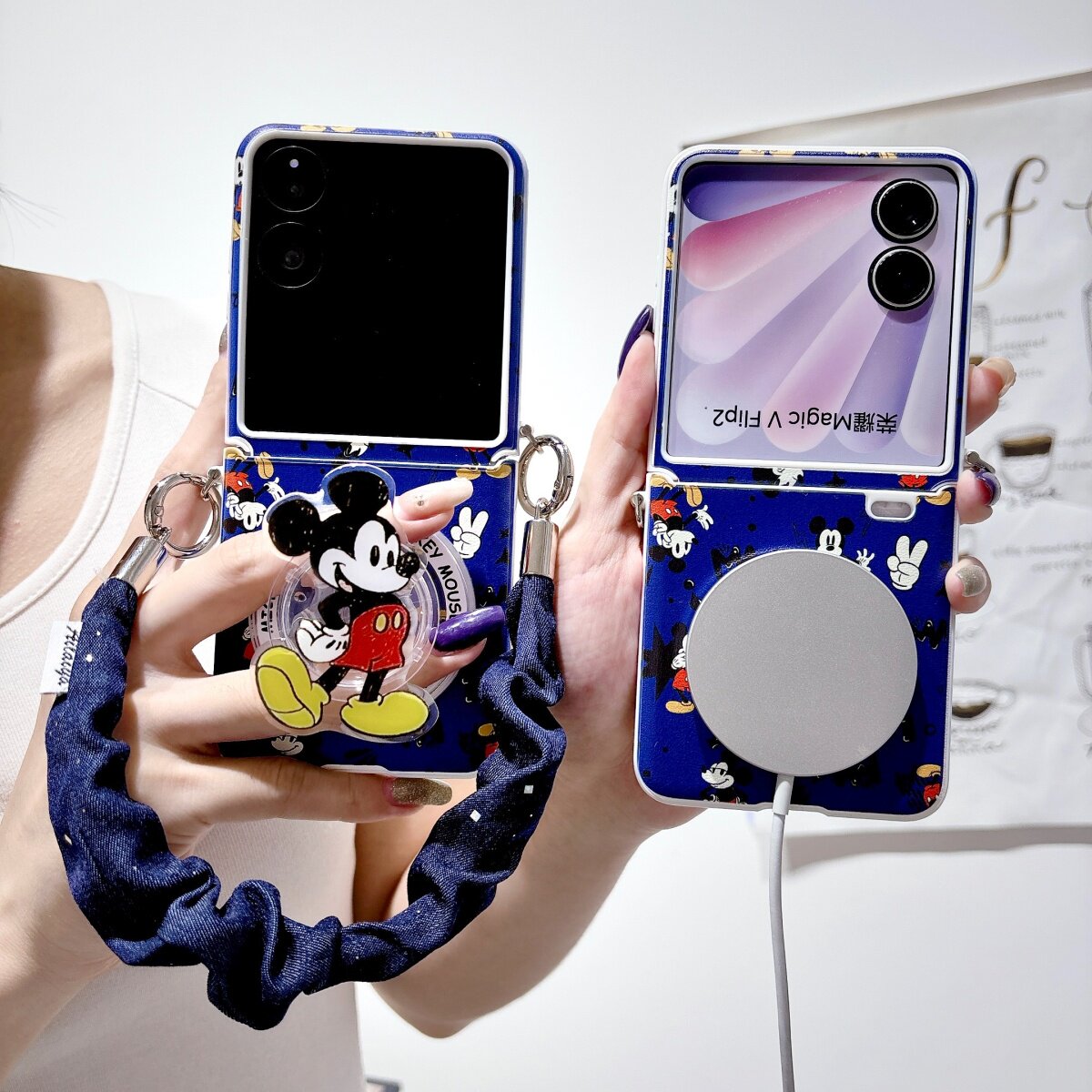 ins可爱卡通蓝色米奇磁吸支架适用小米MIXFlip2保护套手机壳荣耀magicvflip2折叠屏三星zflip7/6/5手提挂绳女