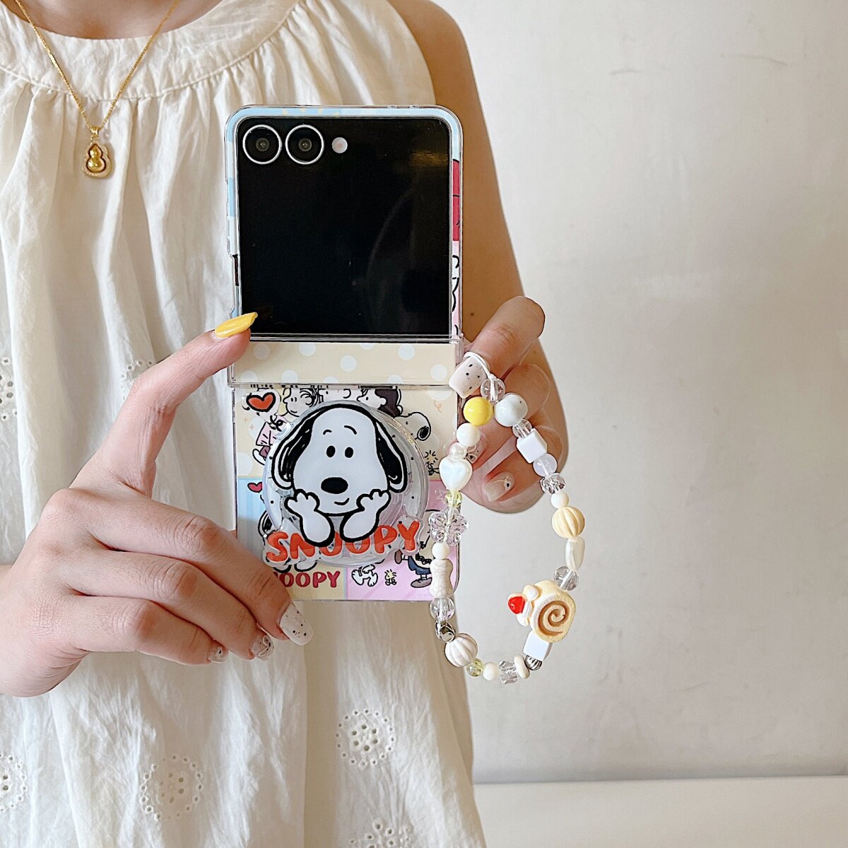 可爱卡通插画格子史努比挂绳适用韩国三星GalaxyZFlip7/6手机壳新款zflip7fe折叠屏w24flip翻盖保护套Flip4/3