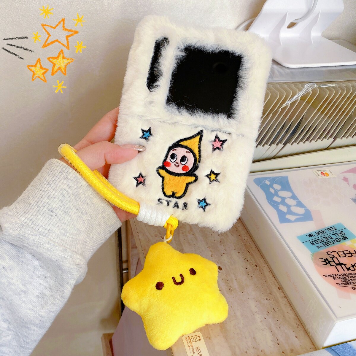 秋冬毛绒刺绣星星人适用华为purax折叠屏pocket2防摔手机壳三星zflip7/6/5/4保护套小米mixFlip2女荣耀vflip2