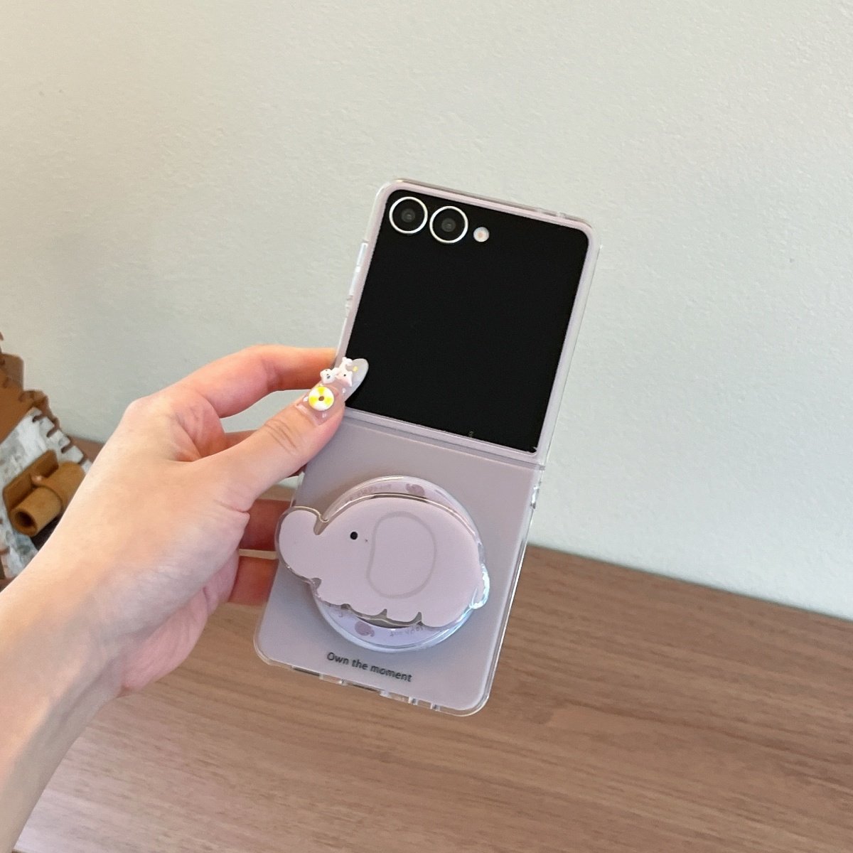 小飞象灰色磁吸支架适用于三星zflip7/6/5/4手机壳折叠屏GalaxyW24Flip翻盖vivoxflip硬套华为purax/novaflip