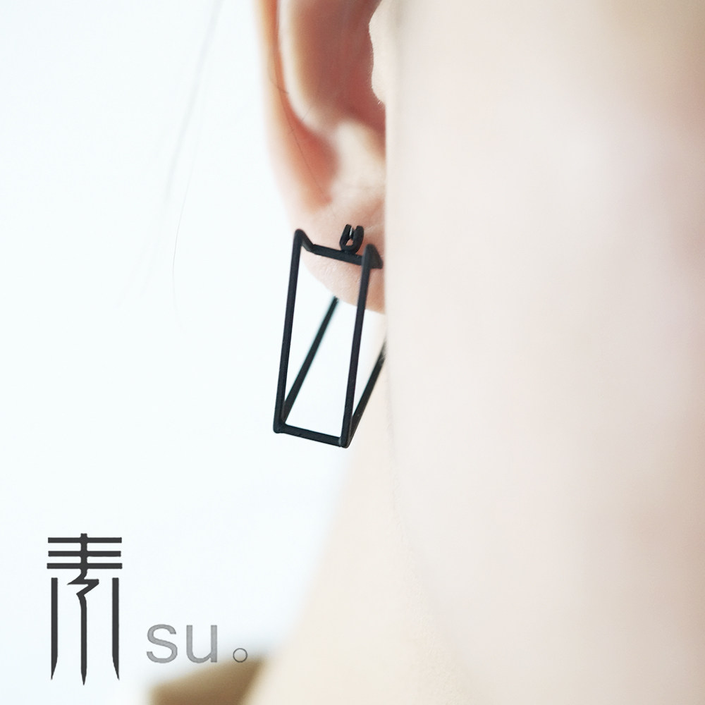 极简三角框架耳环中性黑色立体几何男女耳饰原创设计师显瘦显白