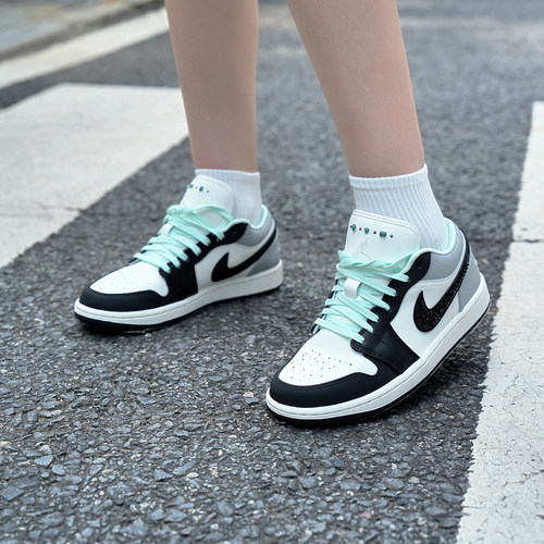 nike耐克女鞋AIR JORDAN 1运动鞋篮球鞋IX5001-101