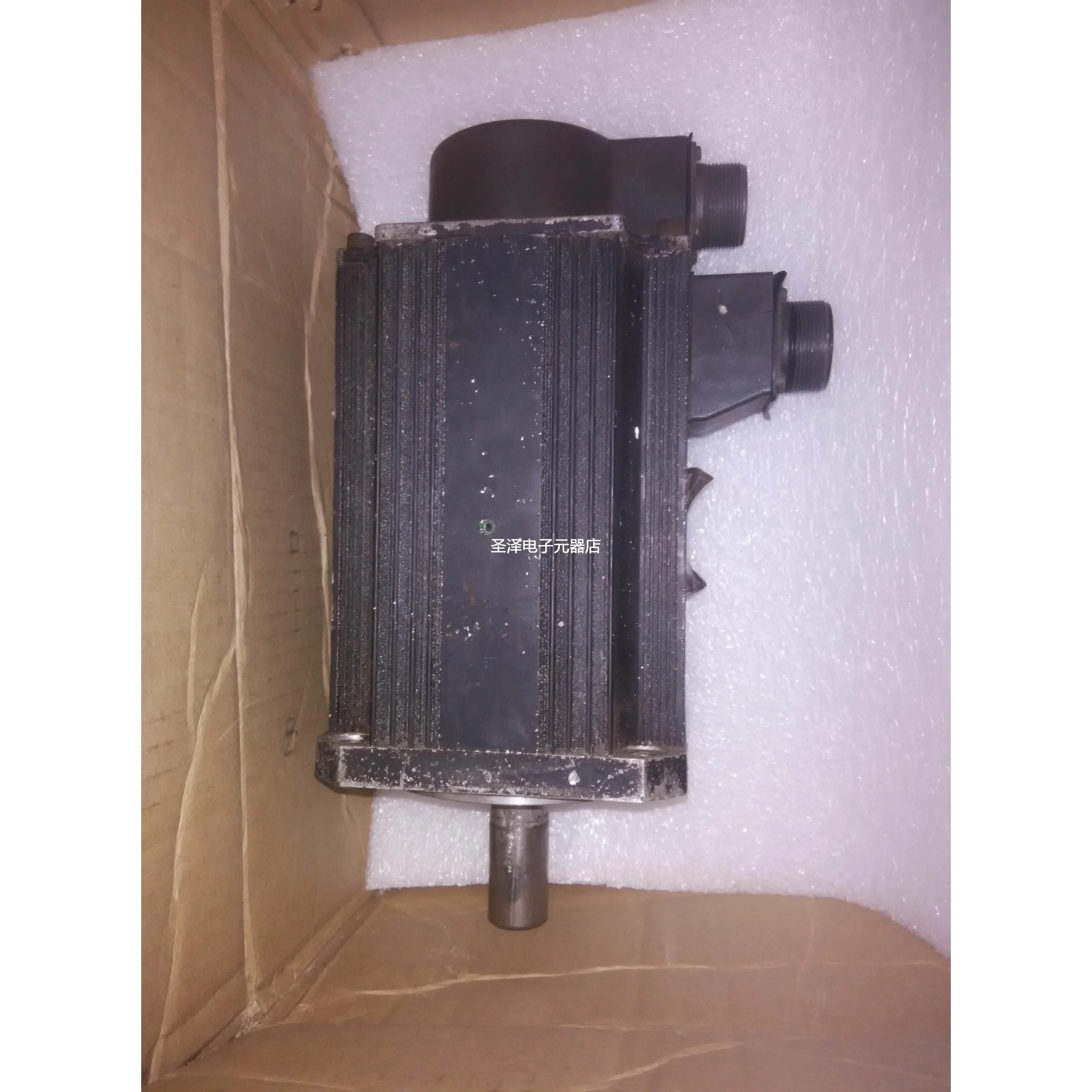 松下伺服驱动器MSDA453A1A现货MSMA402A1C配电机4KW4.5kw议价