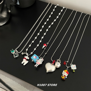 新款彩色方块KT猫爱心长款项链女小众设计感可爱甜美毛衣链男配饰