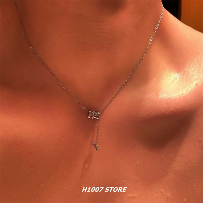 夏季新款小蛮腰钛钢项链男嘻哈风女生小众设计感锁骨链情侣毛衣链