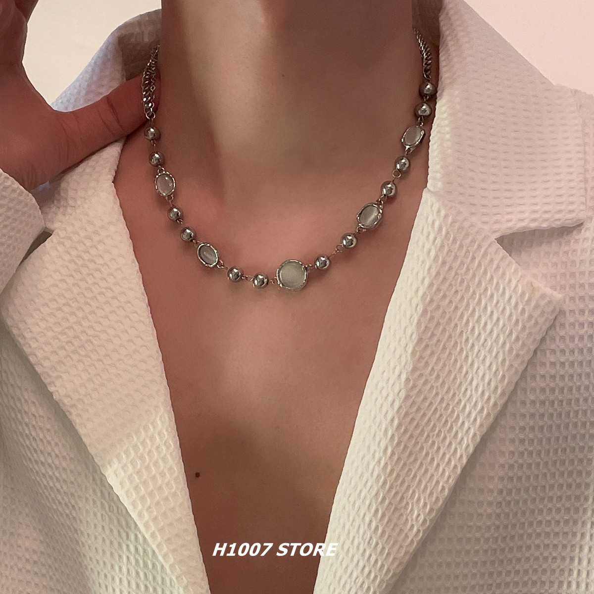 틈새 디자인 고양이 눈 돌 접합 티타늄 강철 체인 힙합 스타일 남성 목걸이 여성 하이 엔드 라이트 럭셔리 2024 새로운 스타일