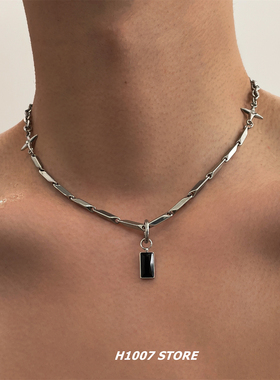 钛钢链条拼接黑宝石嘻哈风项链男款小众设计感女锁骨链配饰毛衣链