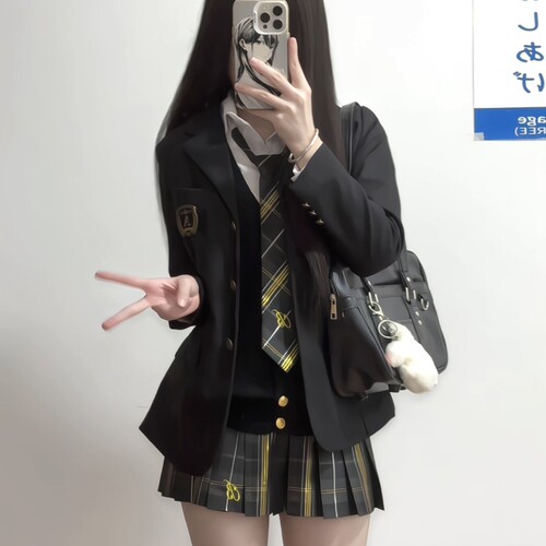 川町香布莱克西装套装