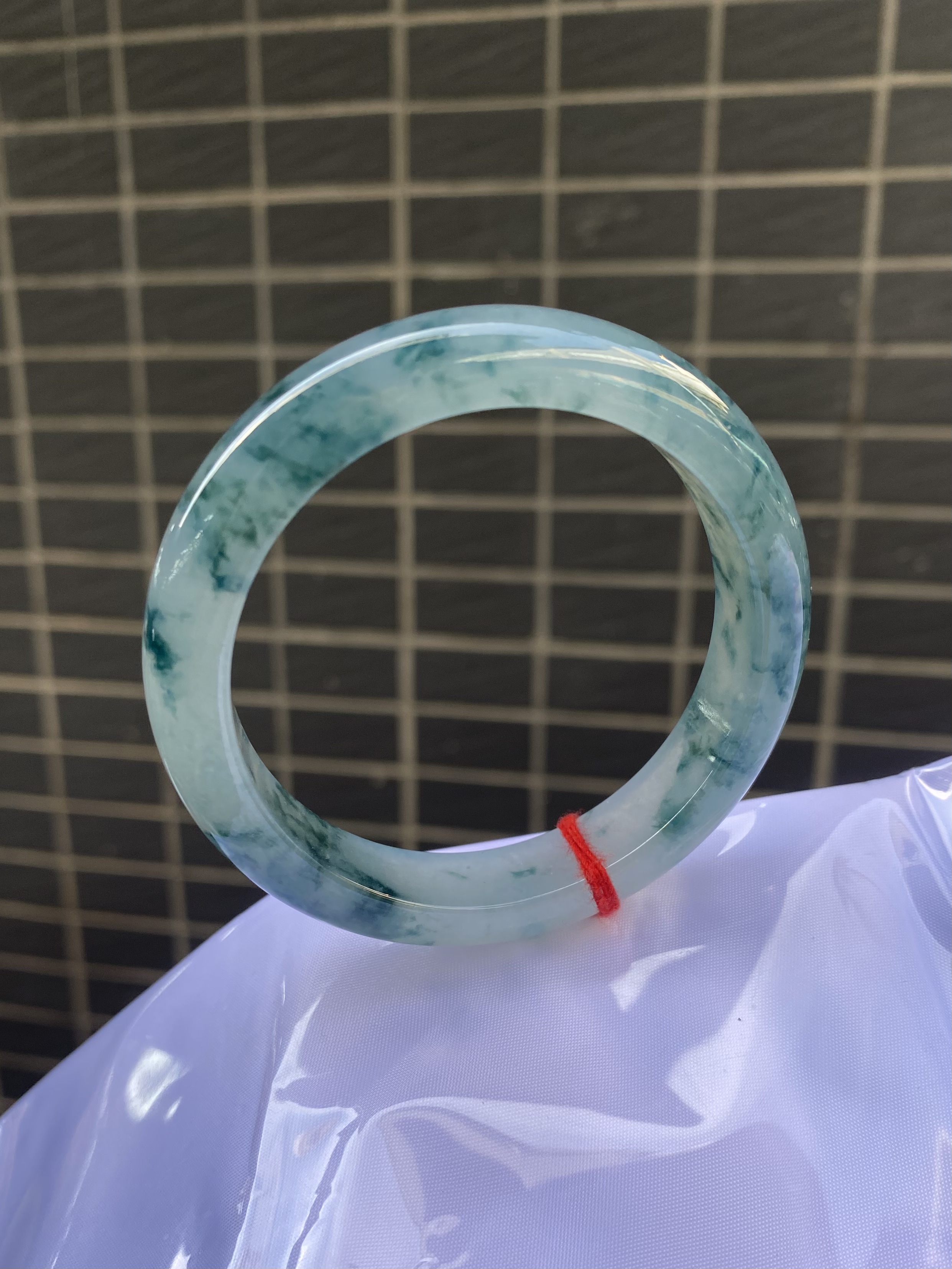 冰种飘蓝花天然缅甸翡翠玉手镯正品女款玉镯口径55.5mm旺夫手镯
