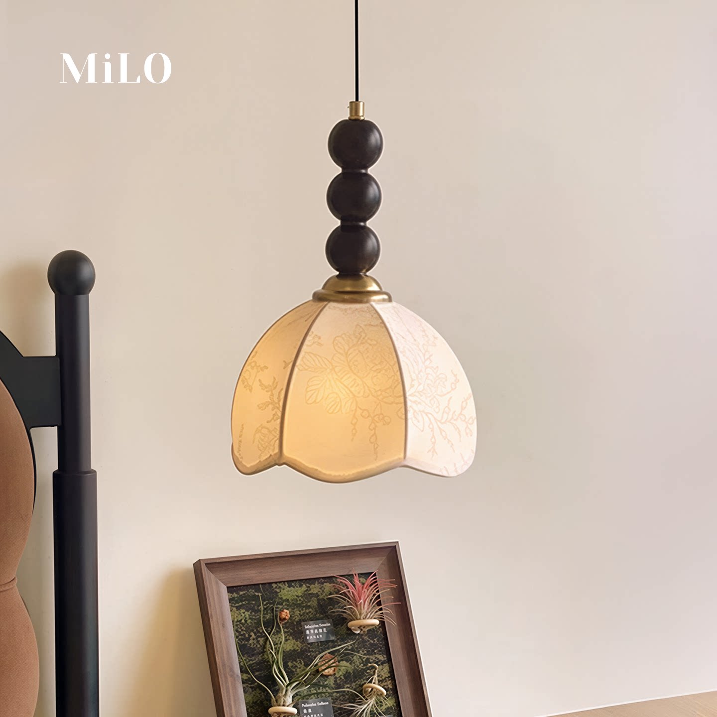 MiLo中古南洋风床头吊灯玄关灯图片