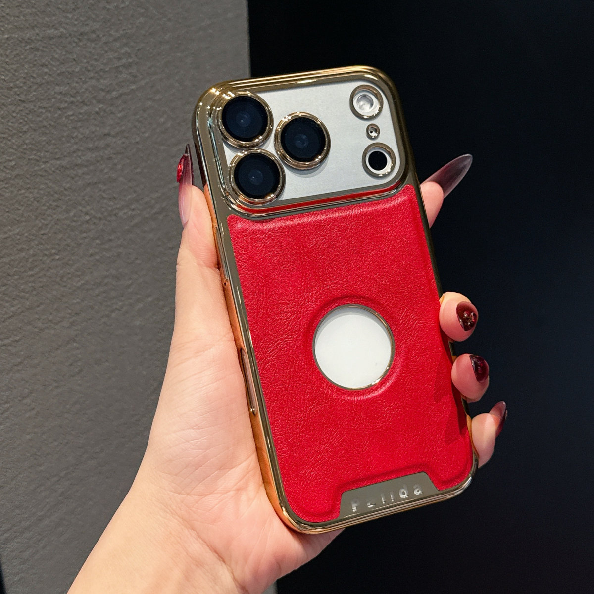 高级新年苹果17promax手机壳自带镜片膜皮质iPhone12