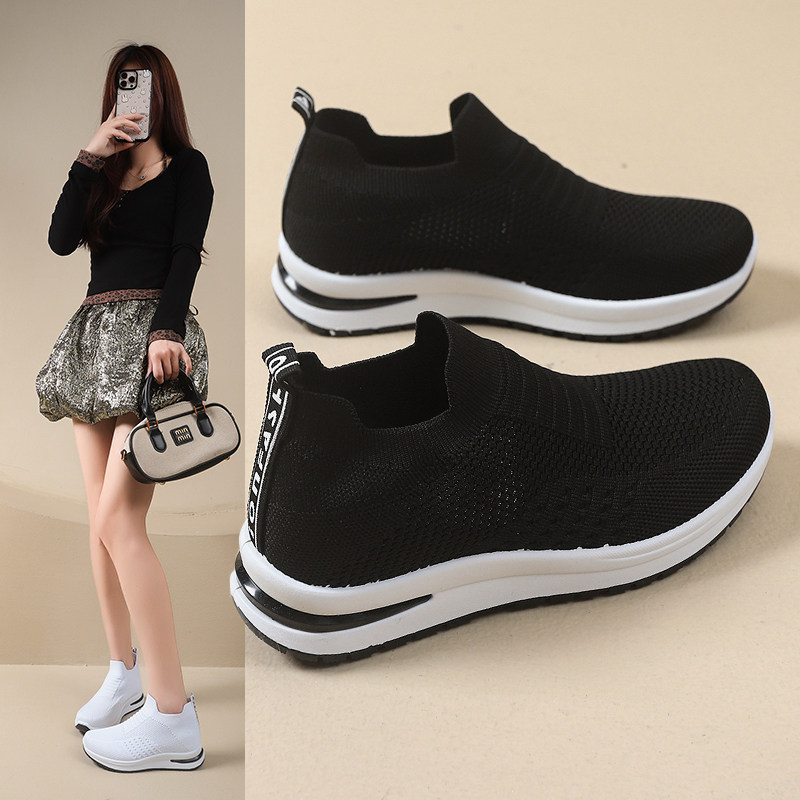 老北京布鞋女2025新款秋季一脚蹬轻便软底休闲妈妈内增高运动鞋,女鞋,健步鞋,淘宝优惠券,粉丝福利购,淘宝优惠卷