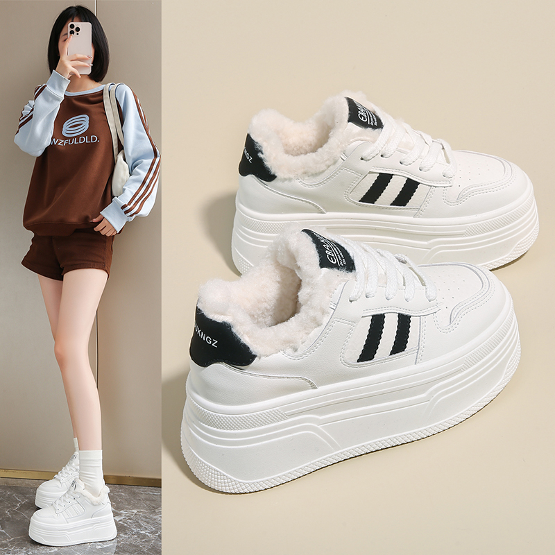 赵露思同款9CM加绒内增高小白鞋女款冬季小个子厚底松糕运动板鞋