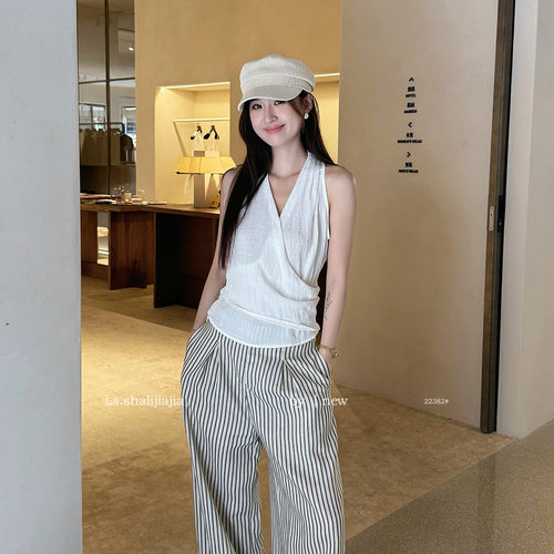 LS述致 设计感气质无袖交叉领上衣2025夏季新款无袖背心小衫22382