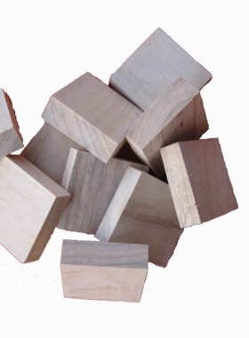 天然 环保 防虫防蛀除臭厨房衣柜防潮防霉樟木块0.8元一块